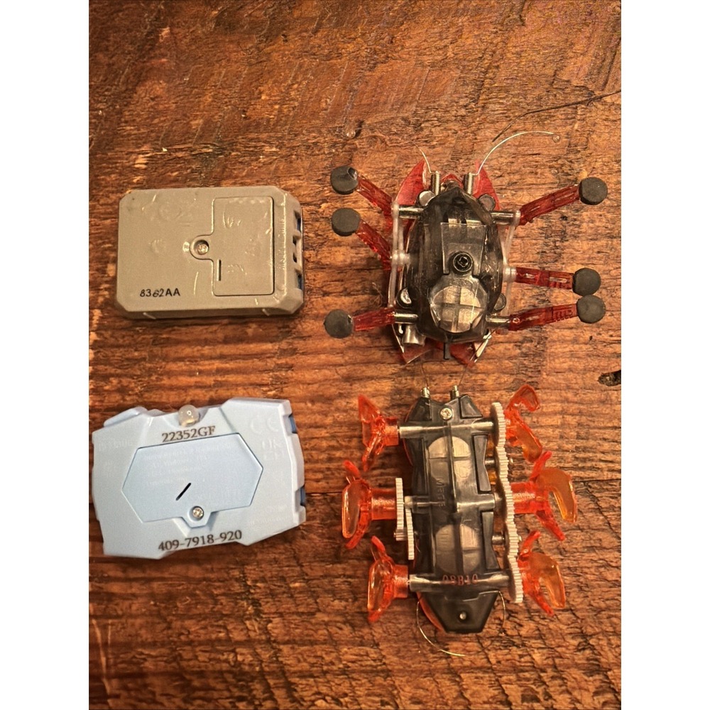 Hexbug Junk Bots Lot - Various Parts & Pieces Hex Bug Unsure If It Works. - Picture 3 of 3